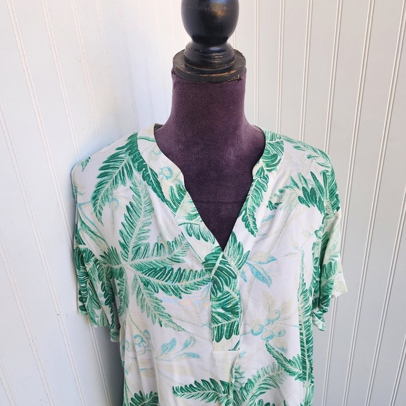 H&M White Green Viscose Short Sleeve Tropical Palm Leaf Tunic Dress Size S - Picture 2 of 11